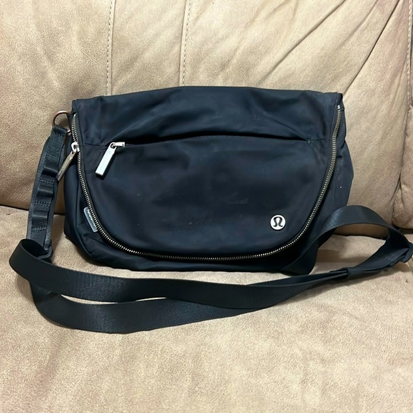 Lululemon all night festival bag 5L - Picture 1 of 2
